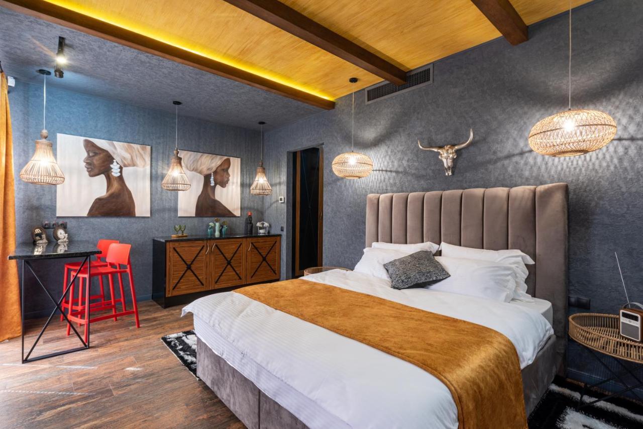 Mr Grey Boutique Hotel Odessa Exterior photo