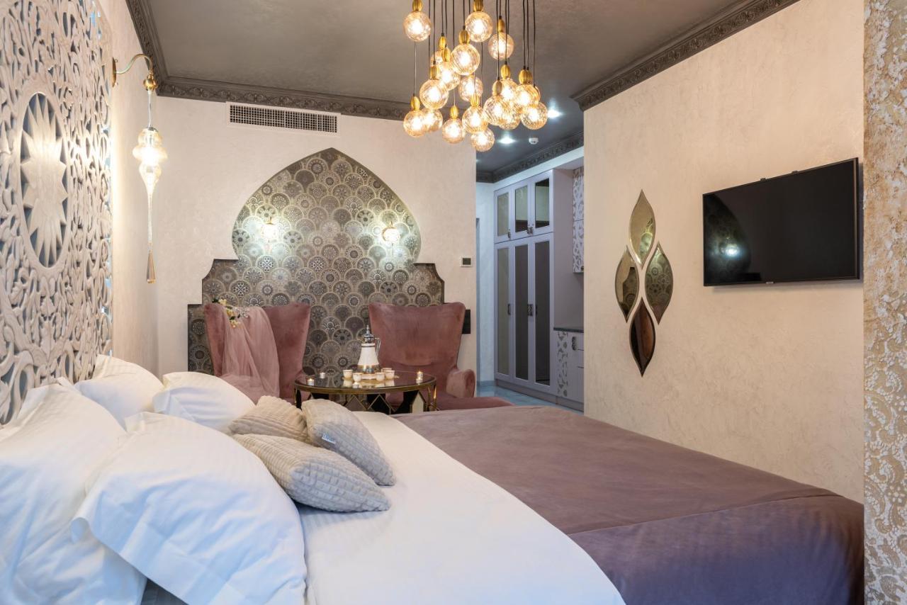 Mr Grey Boutique Hotel Odessa Exterior photo